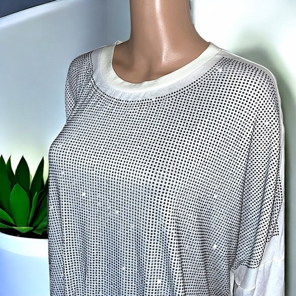 NWT Vocal Ivory Dolman Long Sleeve Rhinestone Top - Picture 14 of 16